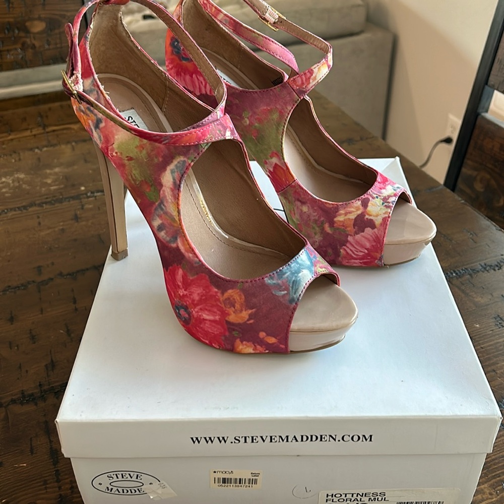Steve Madden Hottness Floral Stilettos